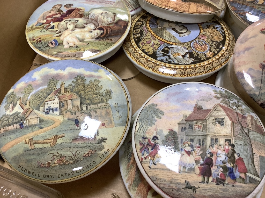 A collection of Prattware pot lids and bases (approx 19)